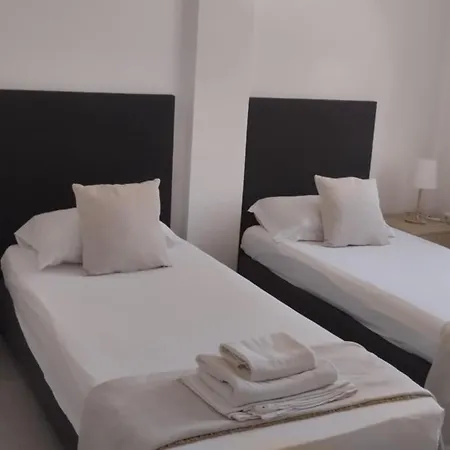 Inas 2 Apartment *