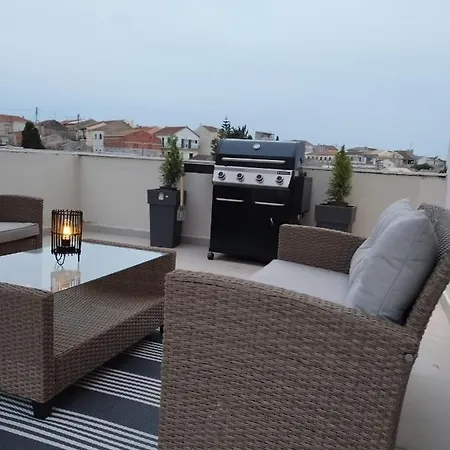 Apartamento Inas 2 *