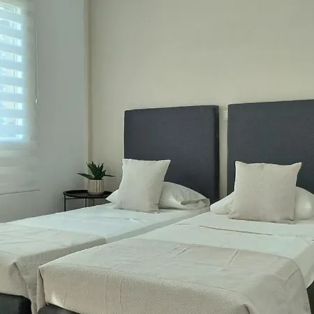 Inas 2 Apartment