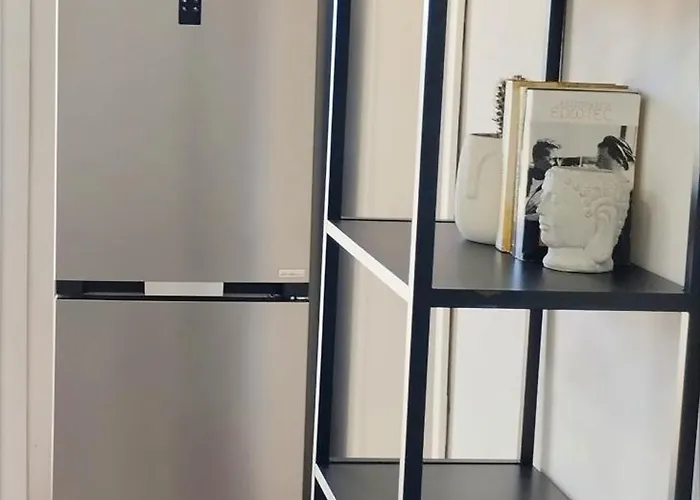 Inas 2 * Λευκίμμη